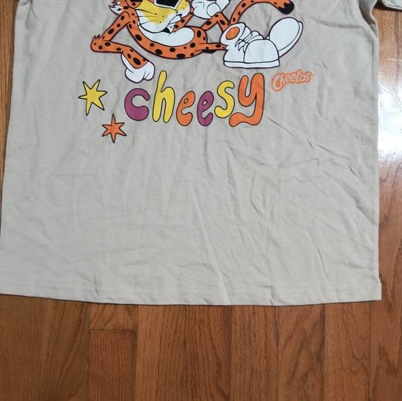 Cheetos brand Cheetos shirt, women's small, tan/off-white - Picture 4 of 12
